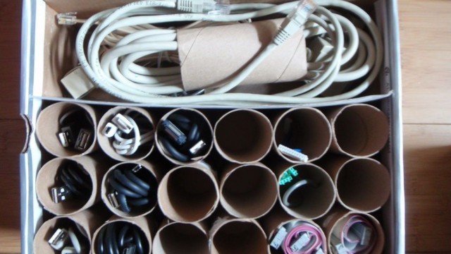 toilet tube chord organizers