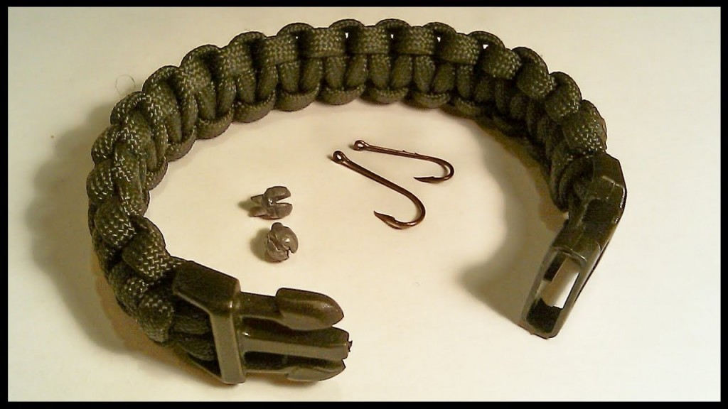 Awesome Paracord Fishing Bracelet With A Kit Inside! Die Hard Survivor