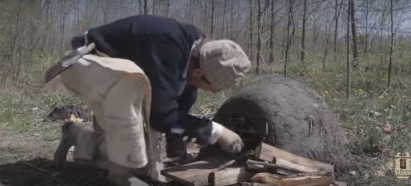 Earthen oven