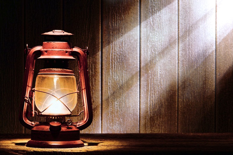 kerosene lantern lamp
