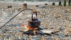 beach camp fire kettle