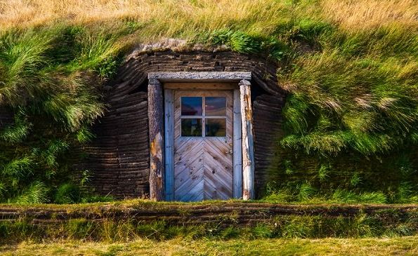 earth sheltered home