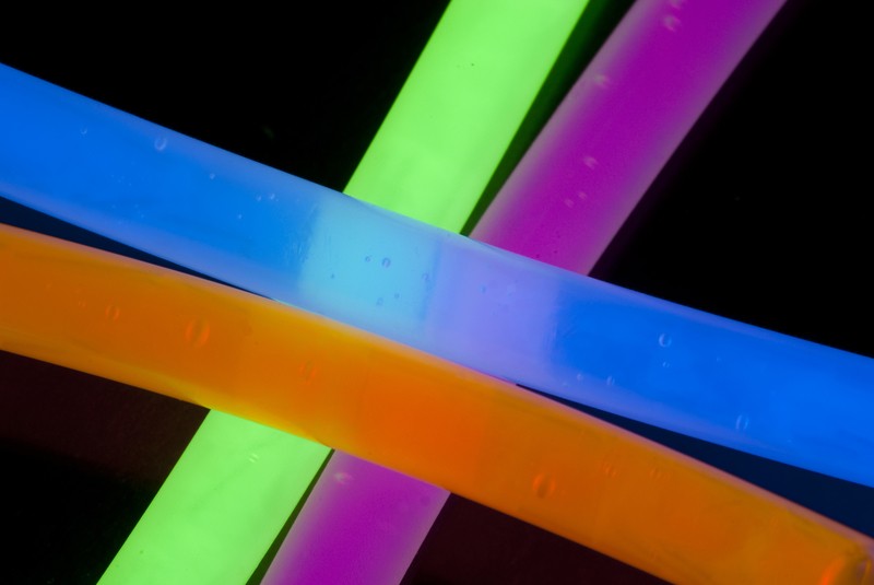 glow sticks for survival
