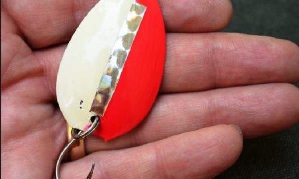fishing lure from a spoon