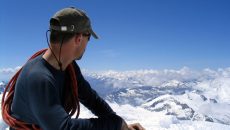 hiker-view-from-the-top