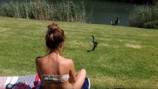 girl-catches-a-cobra