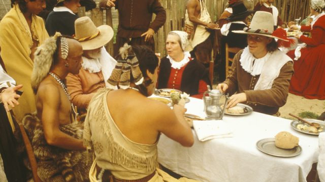 pilgrims-and-indians-thanksgiving