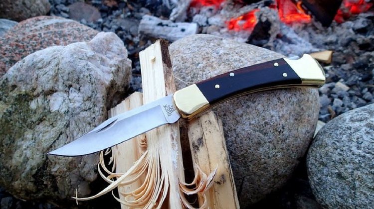 buck-hunting-knives