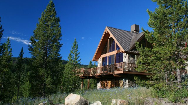 house in mountains