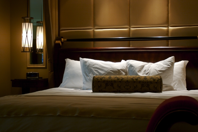 king bed in a room